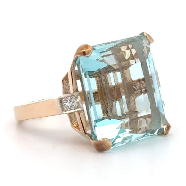 Estate 14K Yellow Gold Large Aquamarine & Diamond Ring