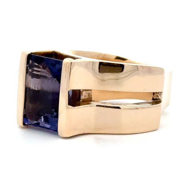 Estate 14K Yellow Gold Heavy Iolite Ring