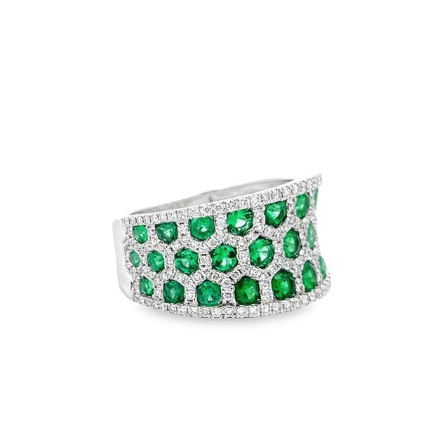 14K White Gold Motif Emerald & Diamond Ring